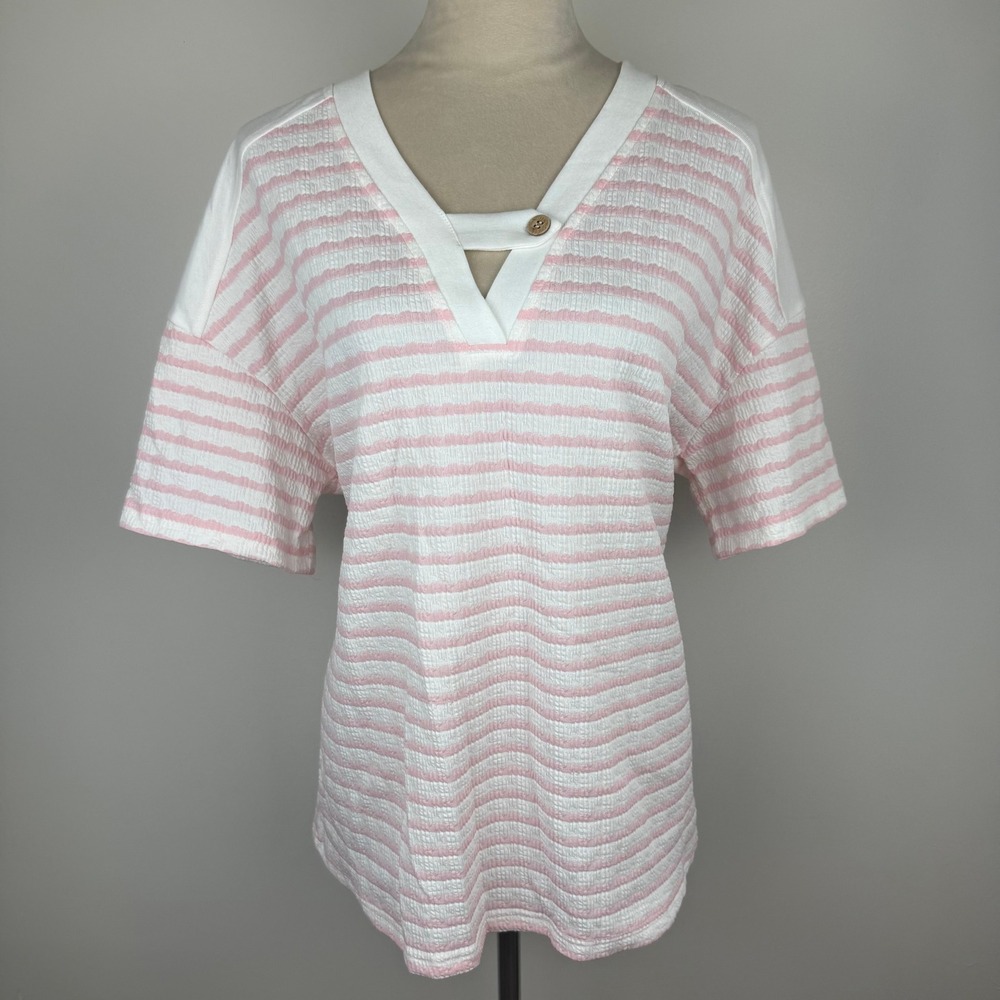 NWT Dokotoo Womens Pink White Striped Textured Button V-Neck Short Sleeve Top XL